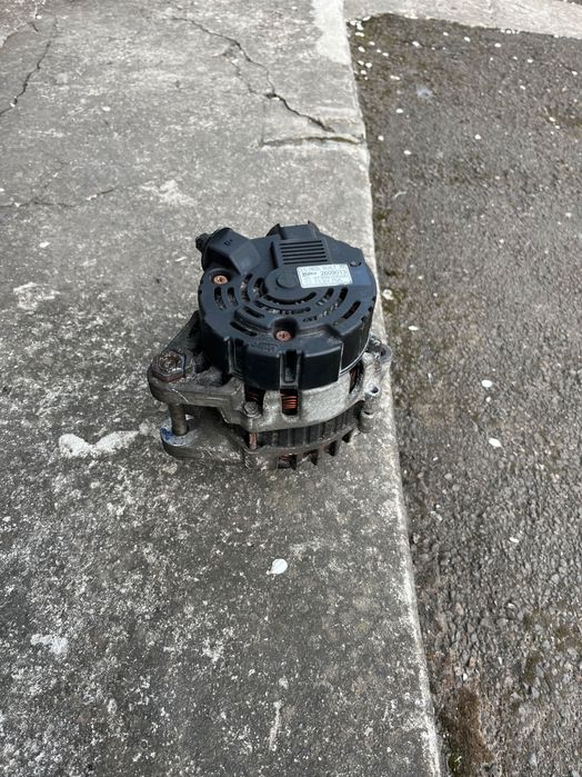 Vînd Alternator Valeo