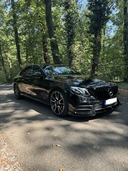 Mercedes E43 AMG