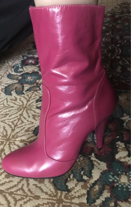 Сапоги кожаные 36 разм “BASIK”