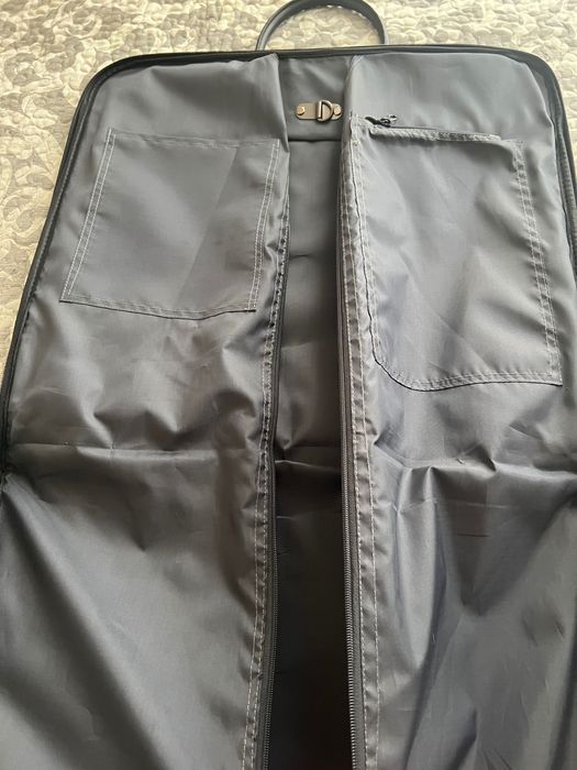 Кейс для костюма