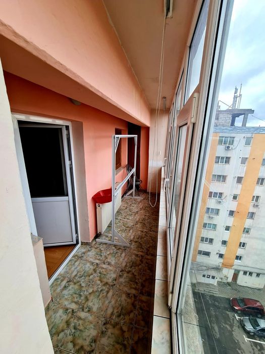 Per fizică/ 3 camere decomandat 74 m/ Nicolina 2 Lidl/ bloc pe cadre