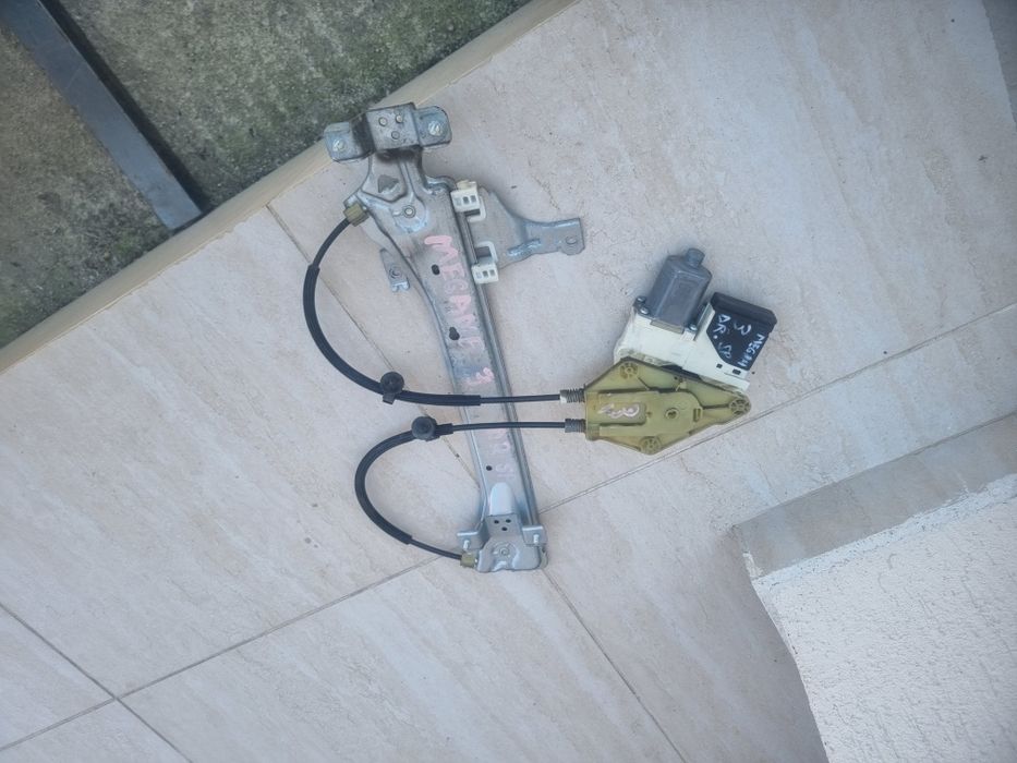 Macara  electrica ușă dreapta spate renault megane 3 hatchback  2011
