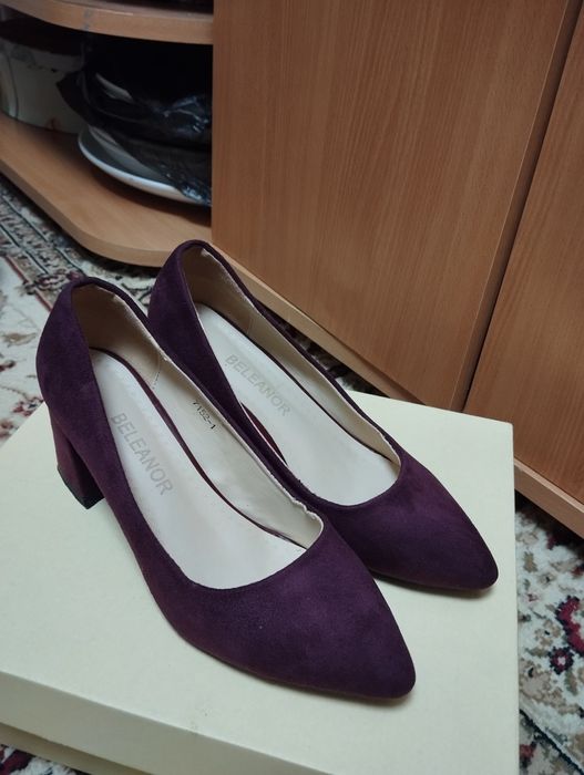 Продам туфли женские замша