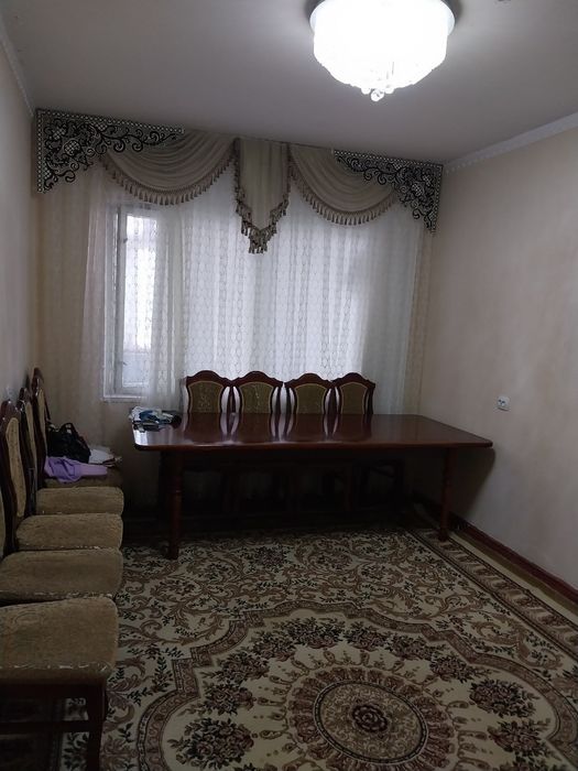Продаётся Юнусабаде квартира на 16кв 4дом кв19  5/5/5.