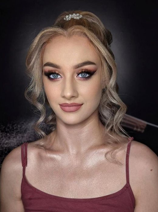 Make-up & coafură ( Craiova)