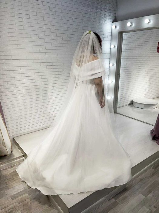 Продам стильное свадебное платье