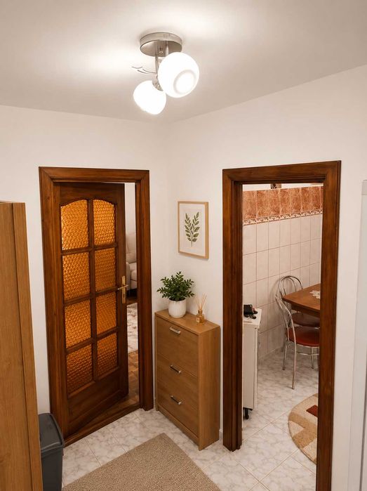 Apartament 2 camere ultracentral Medgidia | Etaj 1 | Centrală nouă | Garaj
