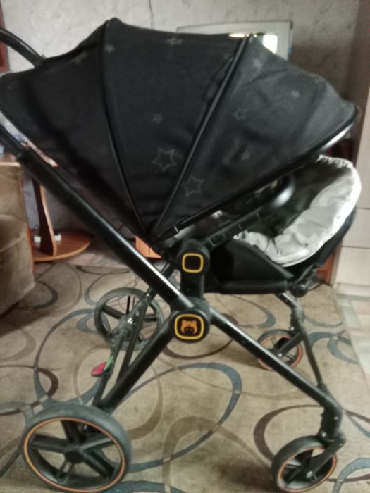 Продам детскую коляску