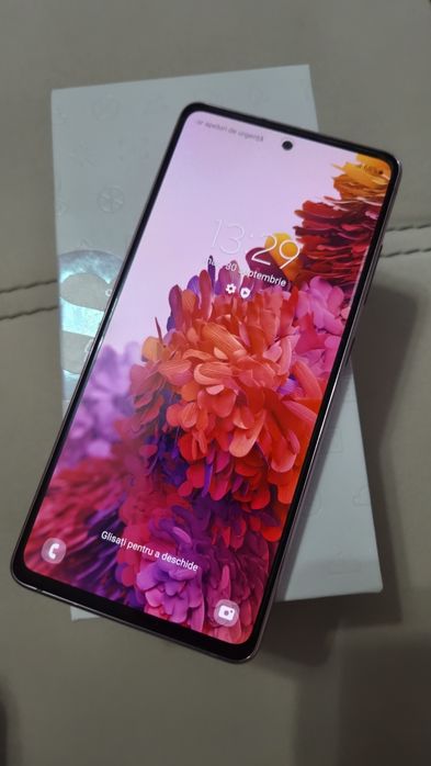Samsung  S  20 Fe