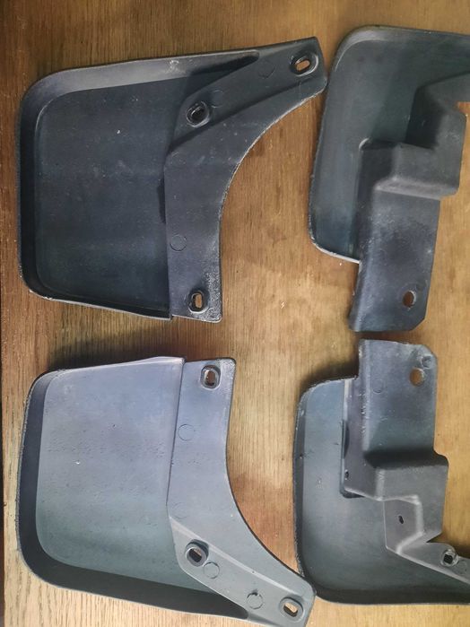 Брызговики на LADA X RAY