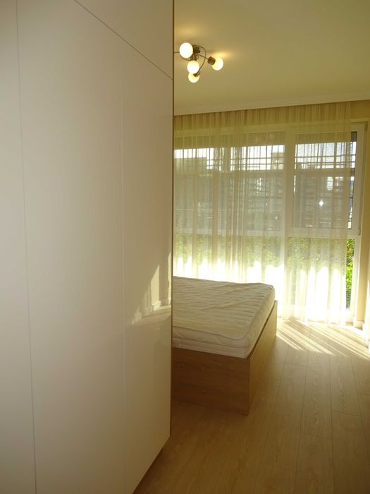 Дава се под наем Тристаен апартамент в Варна, Бриз - 94 кв.м за 850 € - Снимка #3