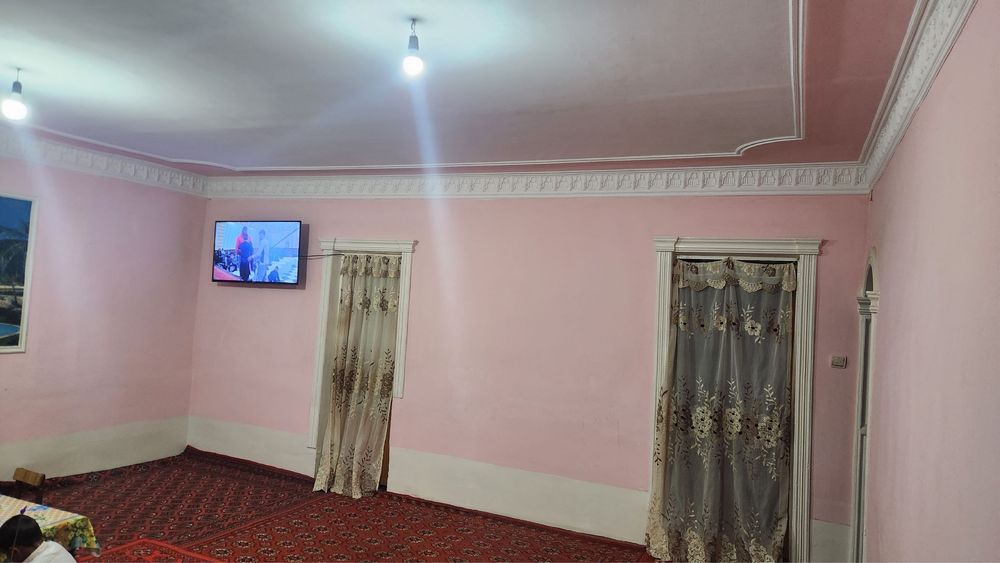 4 xonali joy sotiladi