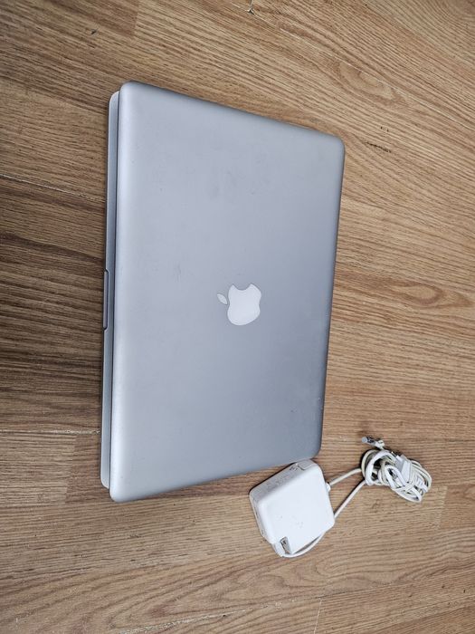 Vand MacBook Pro i5 8 Gb SSD 512 GB