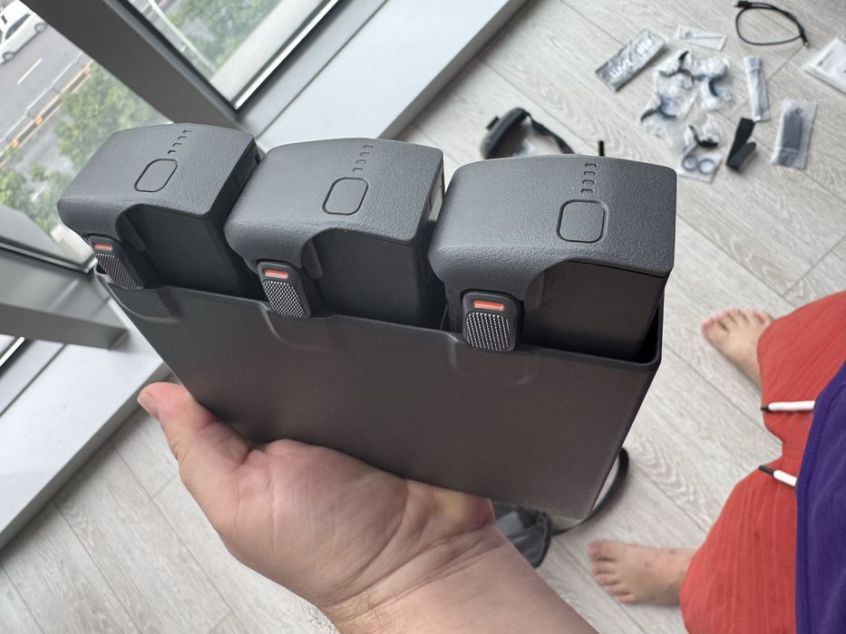 Drona DJI Avata 2 3 baterii Geanta card 512gb