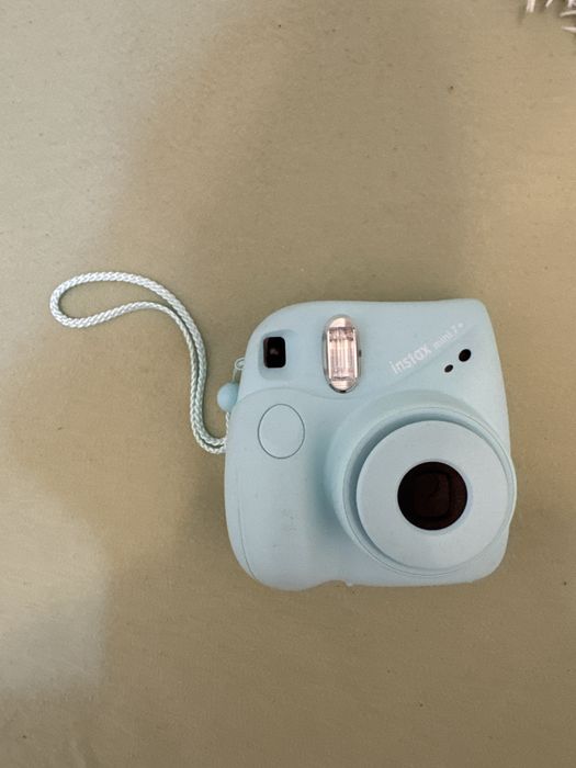 Фотоаппарат моментальной печати instax mini 7+