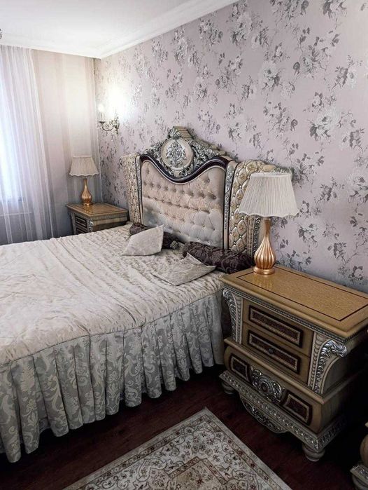 Спальный гарнитур