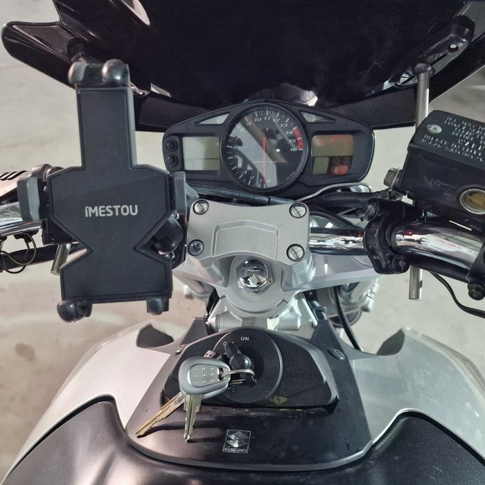 Motocicleta Suzuki GSR 600 | S24600 | motomus.ro