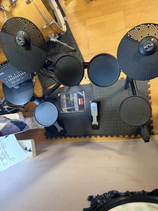 Професионални електронни барабани Yamaha DTX – като нови