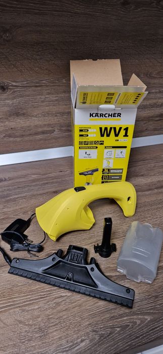 Aspirator geamuri Karcher WV1