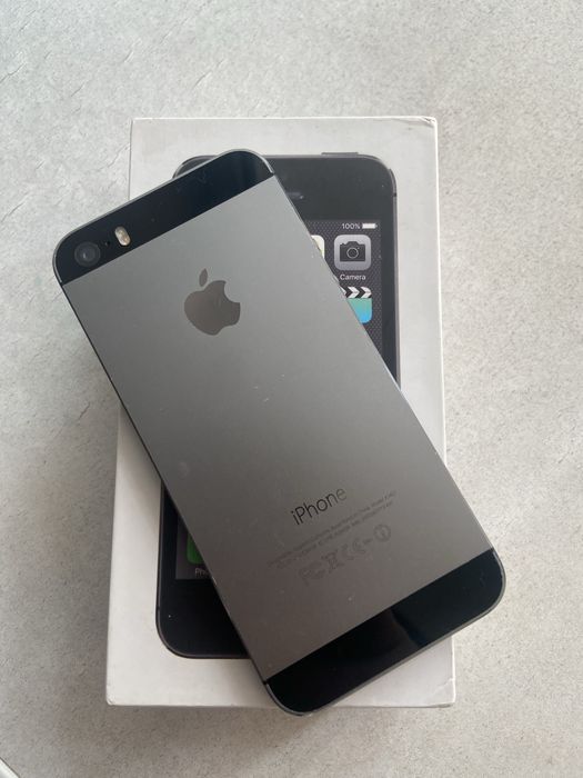Айфон 5 s сатылады.