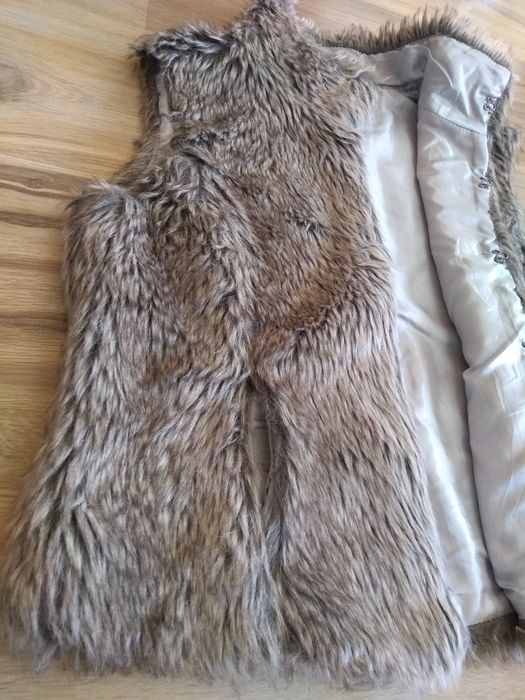 Пухен дамски елек