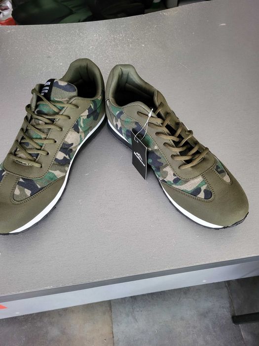 Маратонки 48номер