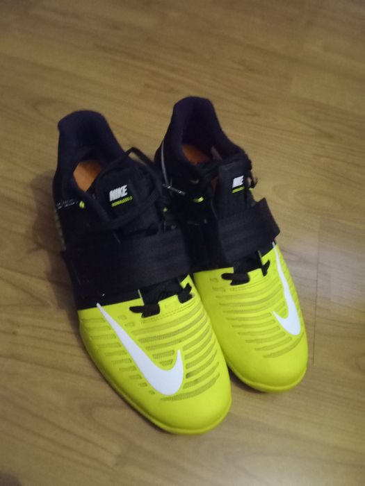 Adidași Nike Romaleos 3