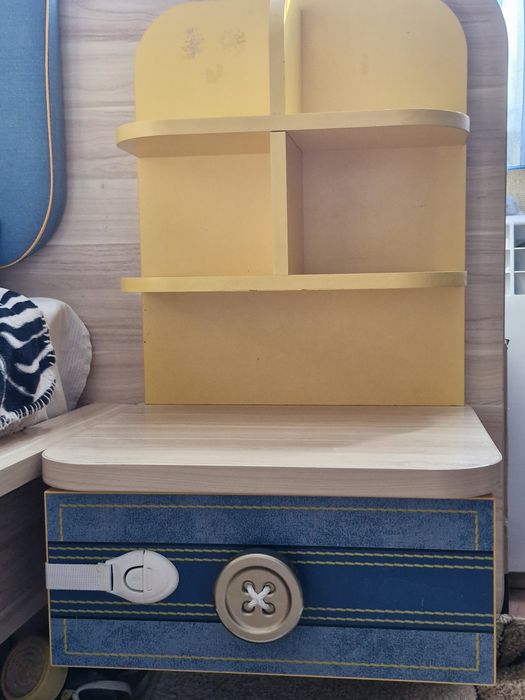 Мебель в детскую комнату