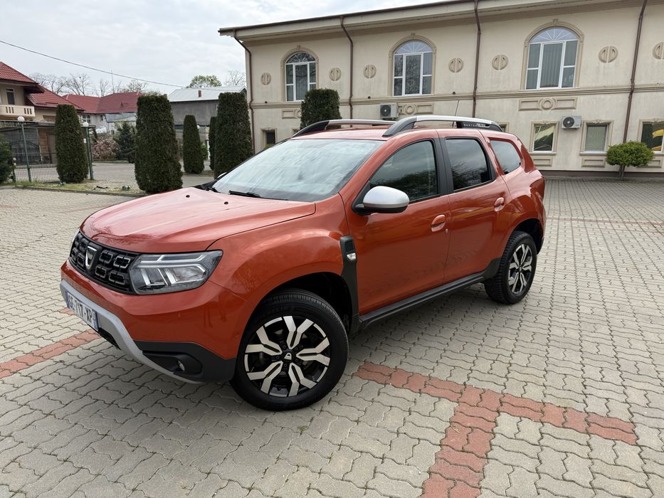 Dacia Duster 1.3 benzina 130 co camera jenti navi