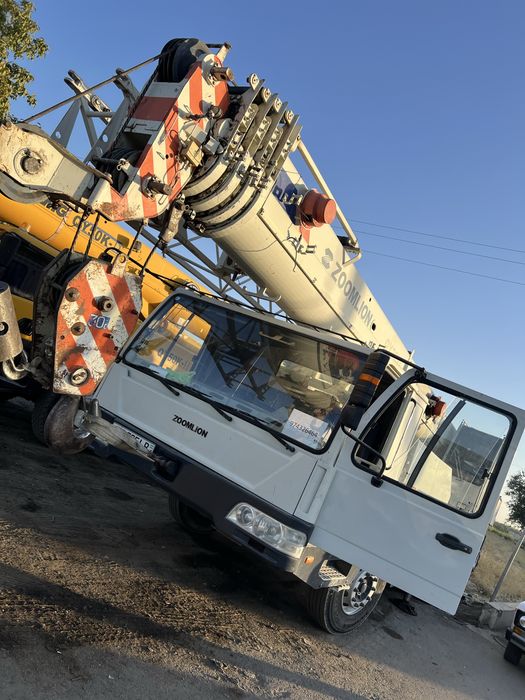 Avtokran xizmati 25 t dan 100 tonnagacha