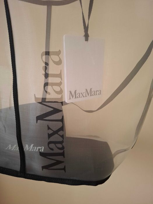 MaxMara мрежеста чанта и несесер с вградено огледало
