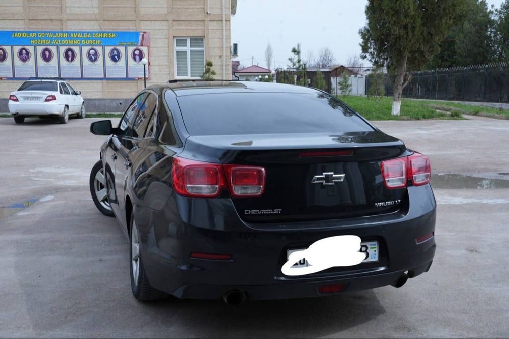 срочно продам malibu 1договоримся звоните!