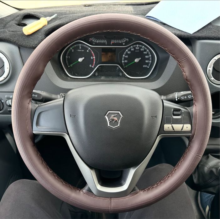 Обшив руля для авт