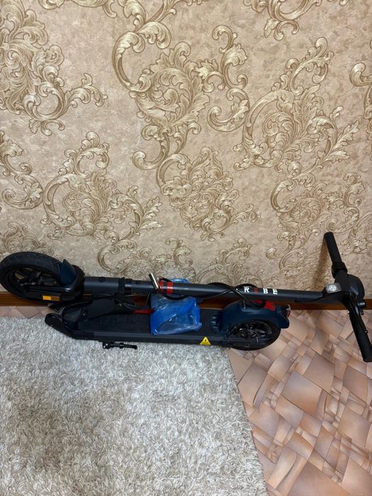 Продам электросамокат