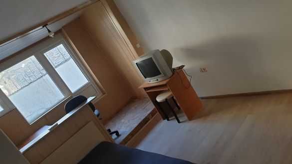 Дава се под наем Едностаен апартамент в Бургас, Възраждане - 40 кв.м за 135 € - Снимка #10