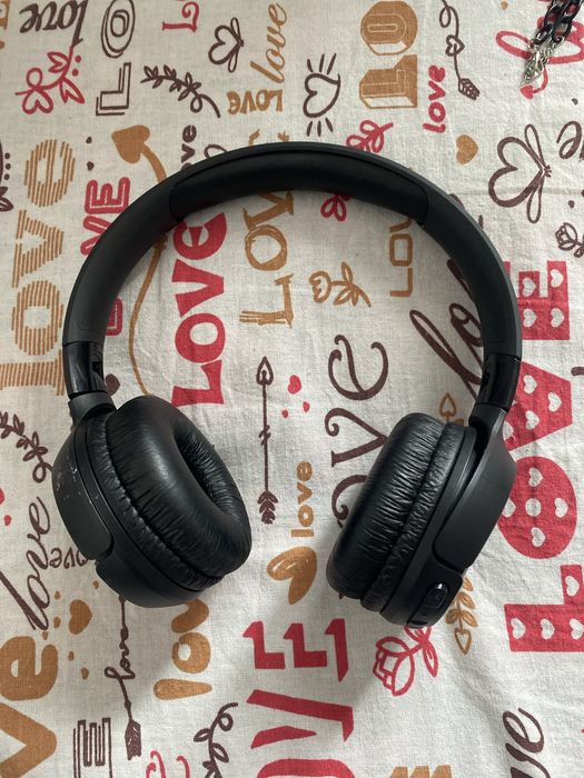 прод наушник jbl TUNE520BT