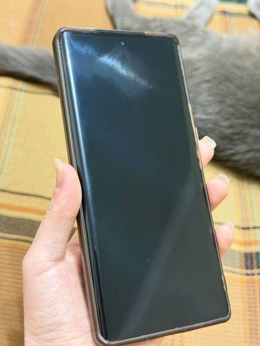 Продам vivo v 29 5G