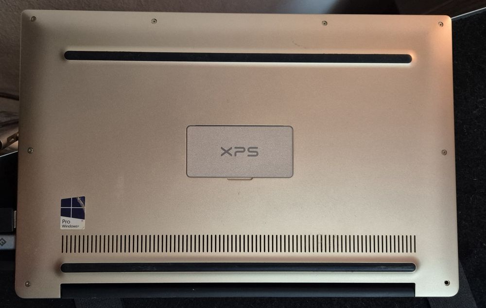 Laptop  Dell XPS 13 9360 i7 / 16Gb / Touchscreen / Display UHD/SSD 256