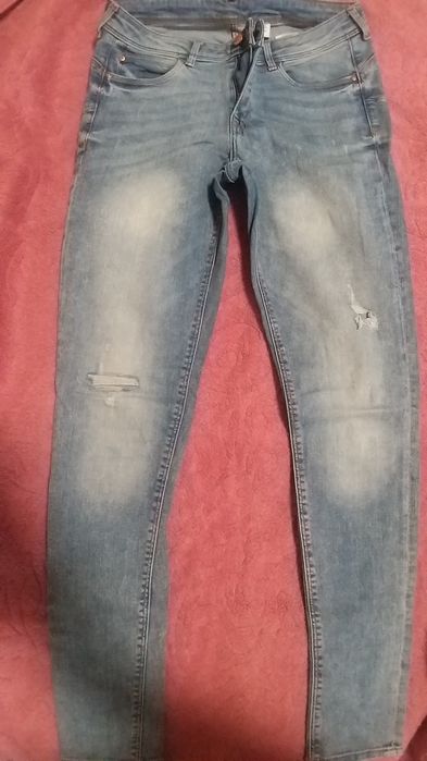 Дънки 29/30н. 5€/бр.