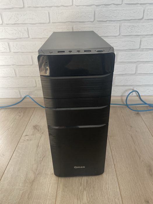 Продам системный блок:  проц I7 4790, озу 2х8Gb, БП 550W