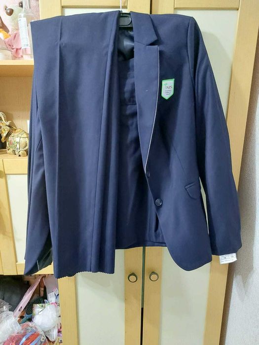 Продам новый комплект формы НИШ