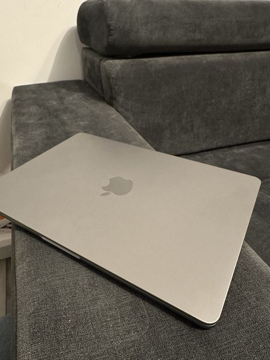 Macbook air13 m3