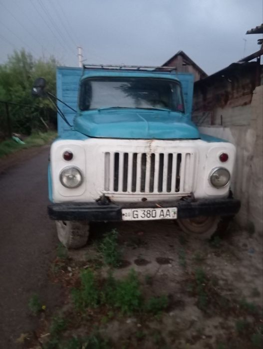 Gaz 53 sotiladi srochna