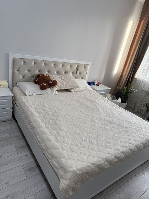 Продам кровать 2х спальную