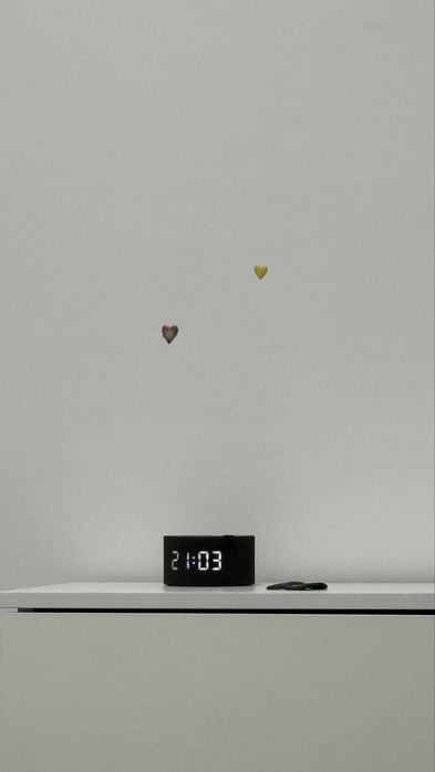 Колонка алиса мини с часами