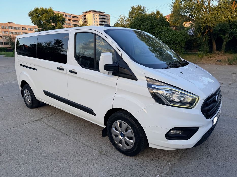 Ford Transit Custom 2019-clima fata/spate-8+1 locuri-lunga-TVA deductibil