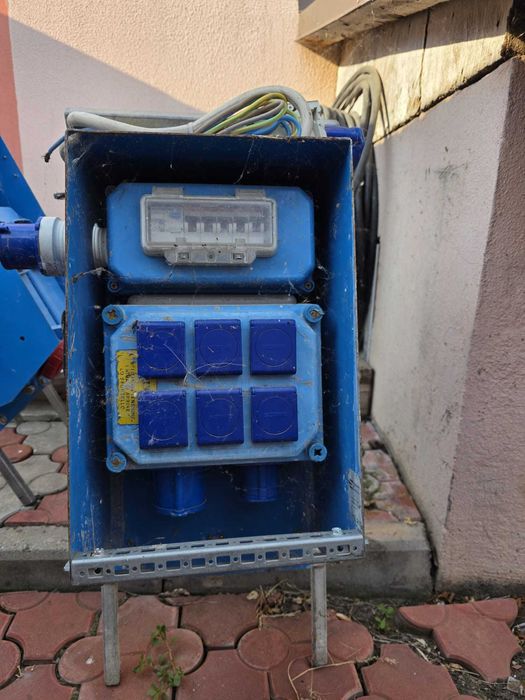 Panouri electrice pentru organizare de santier