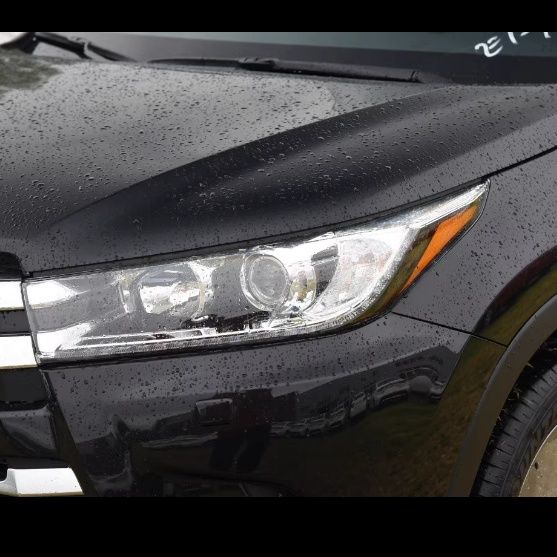 Стекла фар  Tayota highlander 18-19г. Тайота хайландер