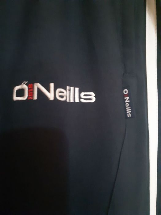 Продается спортивное трико