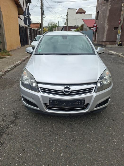 OPEL Astra 2011 — imagine 5